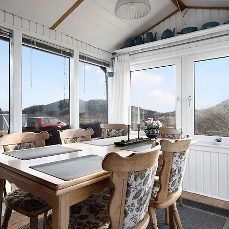 Idyll Between Fjord And Sea -100 Meters To The Fjord Holiday home *